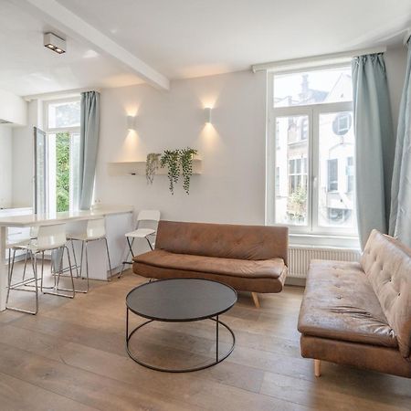 Light Modern Apartment In The Heart Of Antwerp Exterior photo