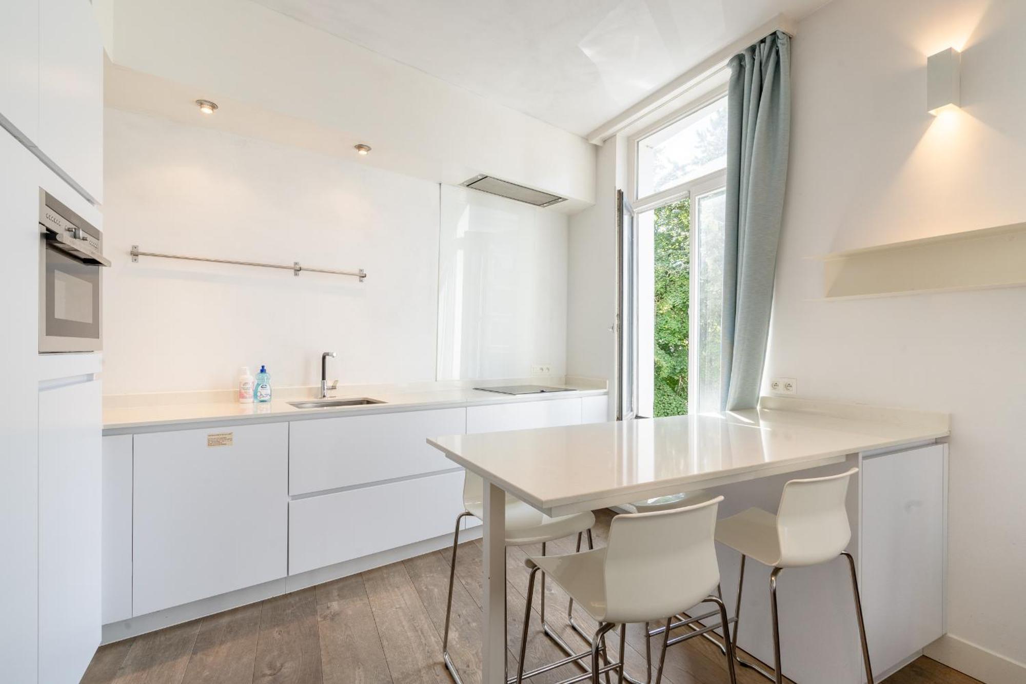 Light Modern Apartment In The Heart Of Antwerp Exterior photo